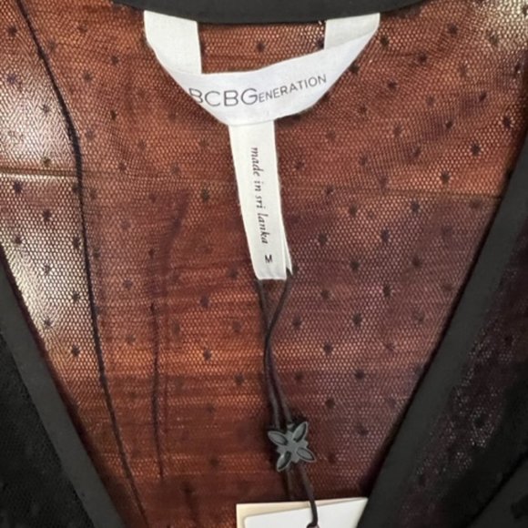 BCBG LACE TOP BLACK HOLIDAY CHRISTMAS NEW - Picture 2 of 2